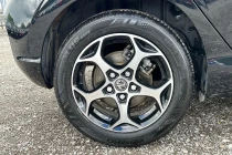 Vehicle Thumbnail 9