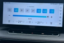 Vehicle Thumbnail 24