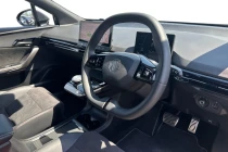 Vehicle Thumbnail 6