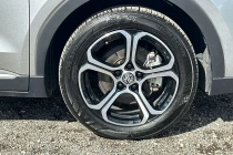 Vehicle Thumbnail 9