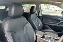 Vehicle Thumbnail 48