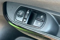 Vehicle Thumbnail 36