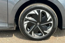 Vehicle Thumbnail 10