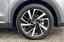 Vehicle Thumbnail 10