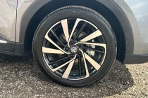 Vehicle Thumbnail 9