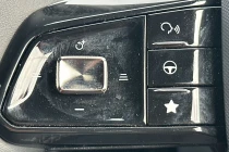 Vehicle Thumbnail 31