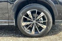 Vehicle Thumbnail 10