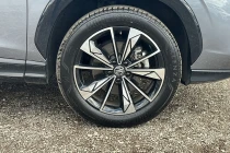 Vehicle Thumbnail 10