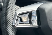 Vehicle Thumbnail 32
