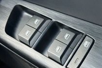 Vehicle Thumbnail 36