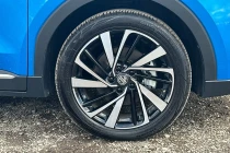 Vehicle Thumbnail 10