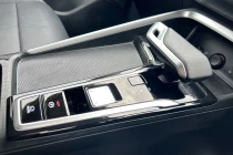 Vehicle Thumbnail 60