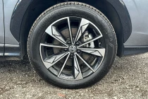 Vehicle Thumbnail 9