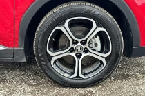 Vehicle Thumbnail 9