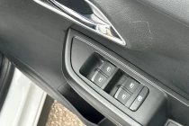 Vehicle Thumbnail 35