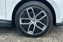 Vehicle Thumbnail 10