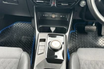 Vehicle Thumbnail 12