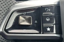 Vehicle Thumbnail 31
