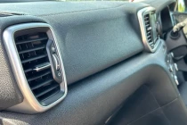 Vehicle Thumbnail 25