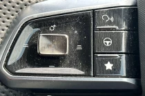 Vehicle Thumbnail 32