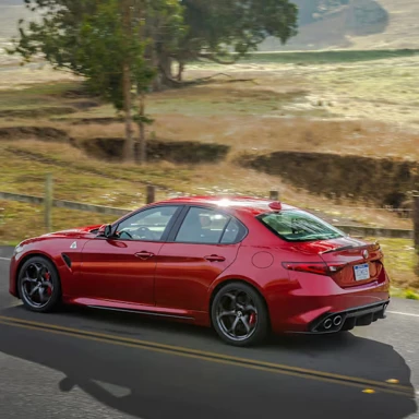 Chris Evans Reviews The Alfa Romeo Giulia Quadrifoglio