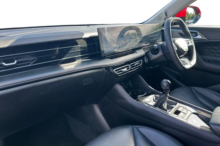 Vehicle Image - 3