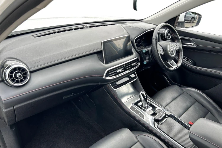 Vehicle Image - 2