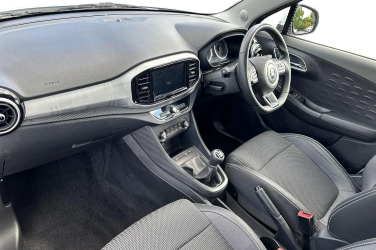Vehicle Image - 3