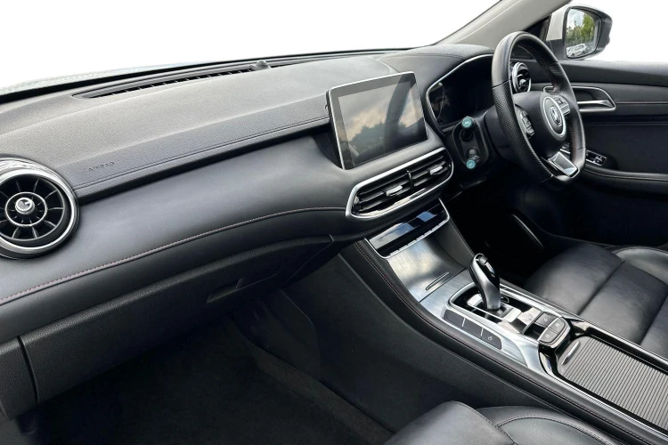 Vehicle Image - 2