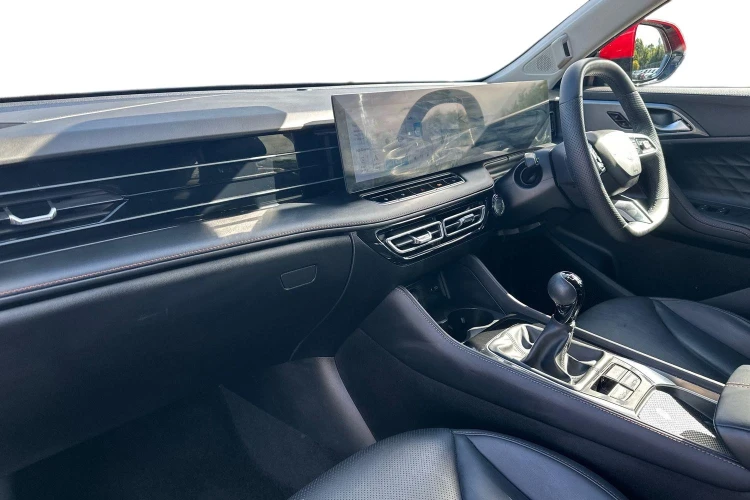 Vehicle Image - 2