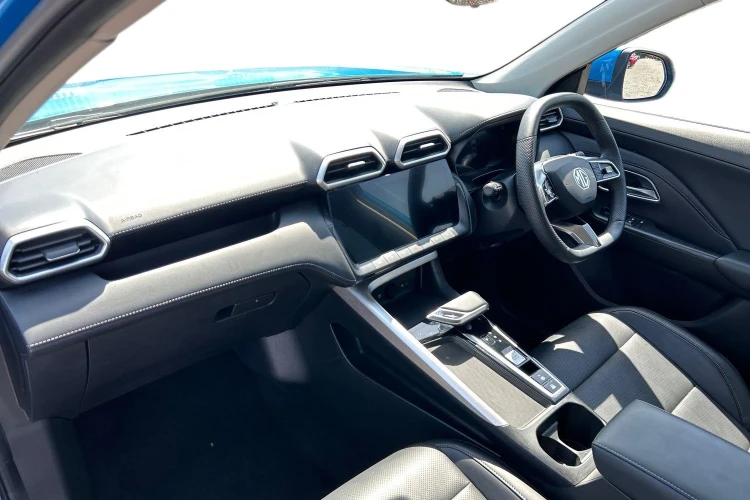 Vehicle Image - 2