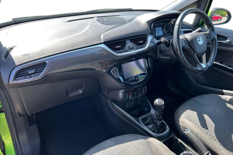 Vehicle Image - 2