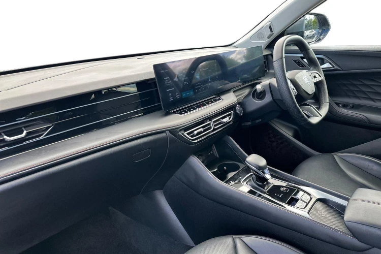 Vehicle Image - 3