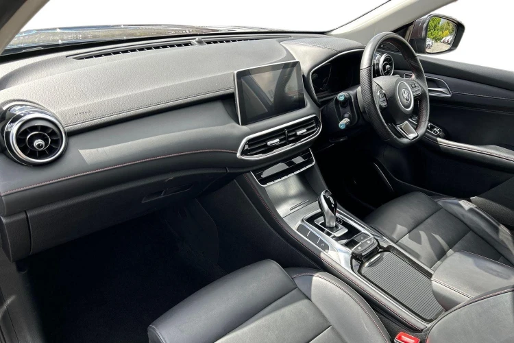 Vehicle Image - 2