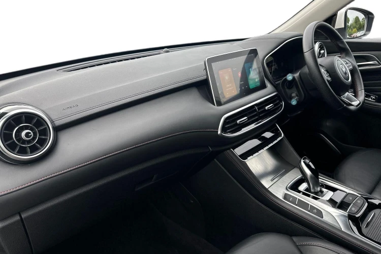 Vehicle Image - 3