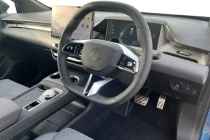 Vehicle Thumbnail 6