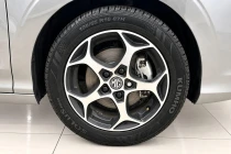 Vehicle Thumbnail 7