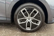 Vehicle Thumbnail 5