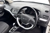 Vehicle Thumbnail 6