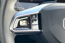 Vehicle Thumbnail 16
