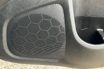 Vehicle Thumbnail 23