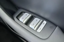 Vehicle Thumbnail 25