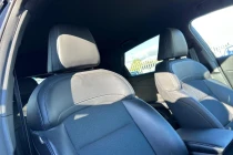 Vehicle Thumbnail 12