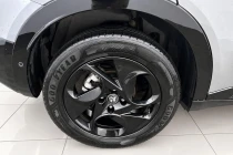 Vehicle Thumbnail 5