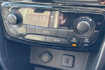 Vehicle Thumbnail 12