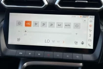 Vehicle Thumbnail 12