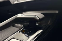 Vehicle Thumbnail 6
