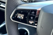 Vehicle Thumbnail 16