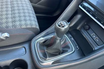 Vehicle Thumbnail 30