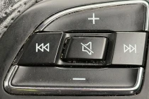 Vehicle Thumbnail 16